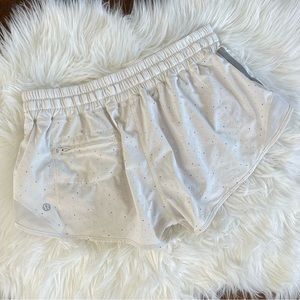 Lululemon Hotty Hot Short